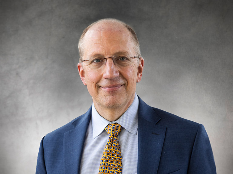 Faculty profile Tom Berg