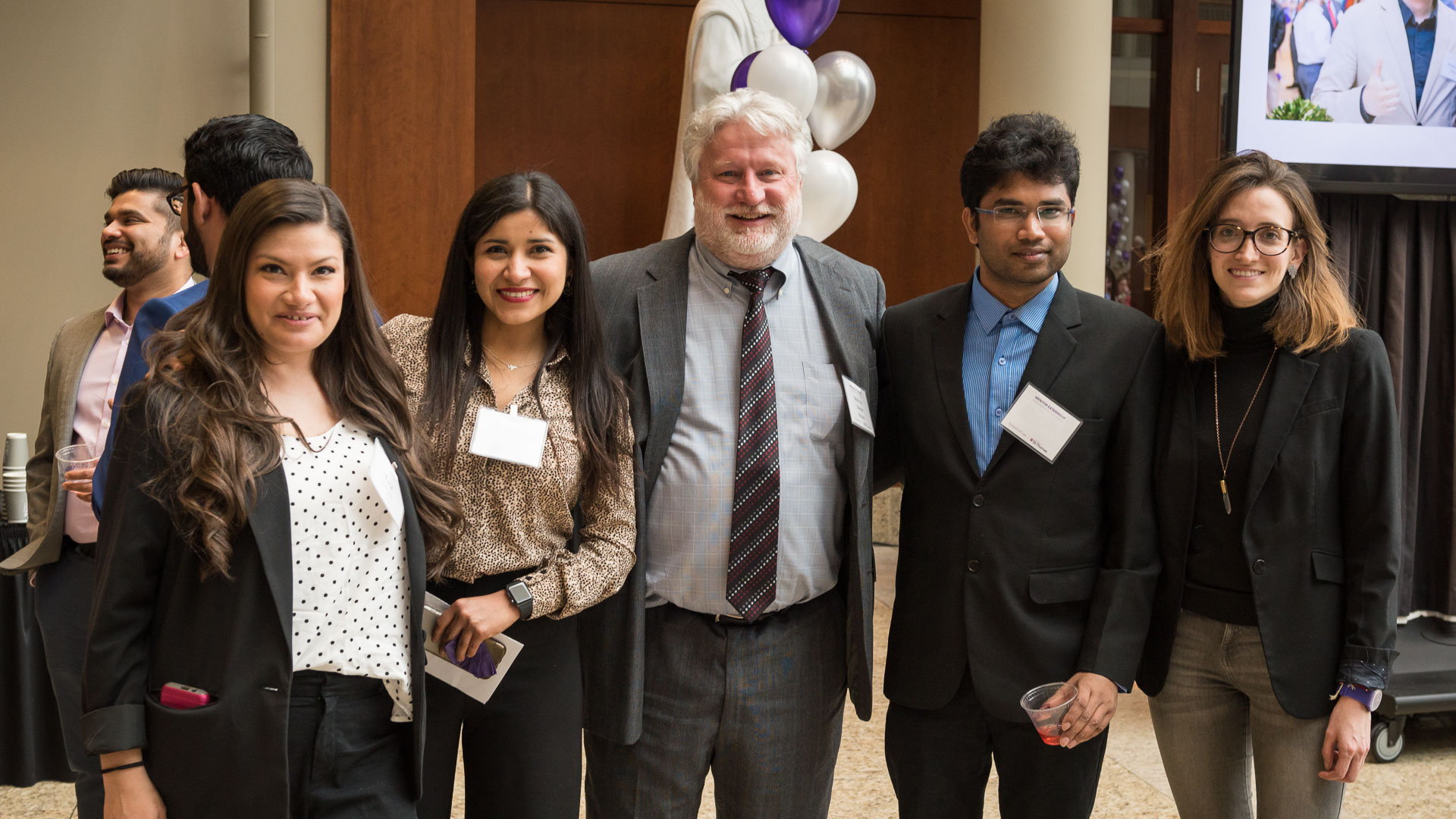 Four LLM Students with Mentor